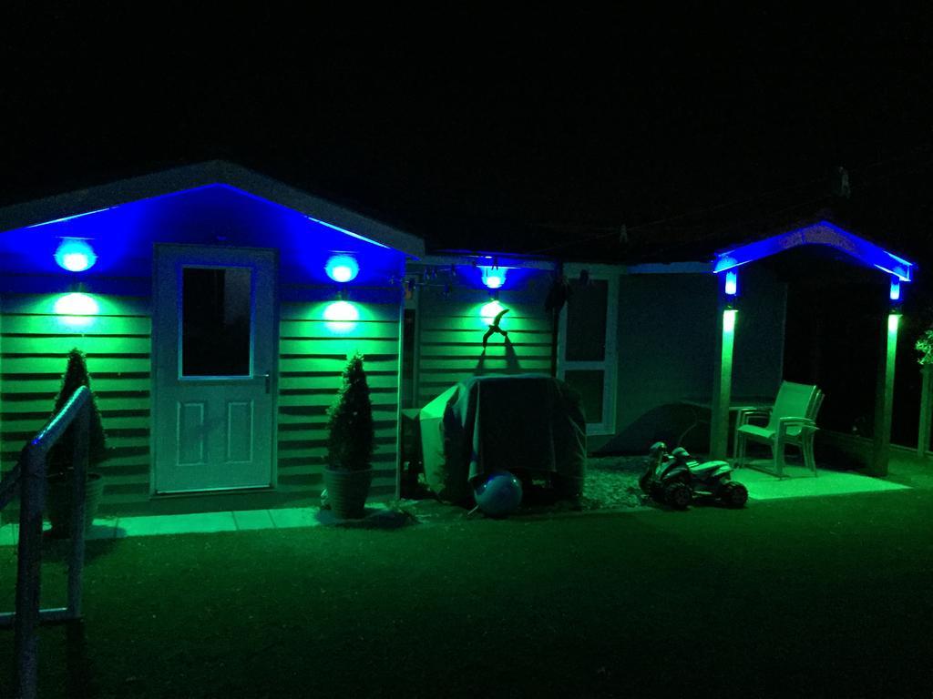 Four Corners Holiday Home Hot Tub & Sauna Ферндаун Екстер'єр фото
